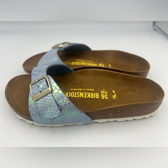 Birkenstock Women’s Arizona Sandal Sky Blue Shiny Snake Sky Size 36 (230) NEW - Picture 7 of 10